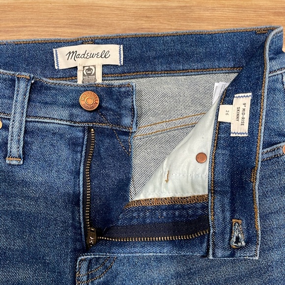 Madewell 9” Mid-rise skinny jeans - Picture 3 of 5